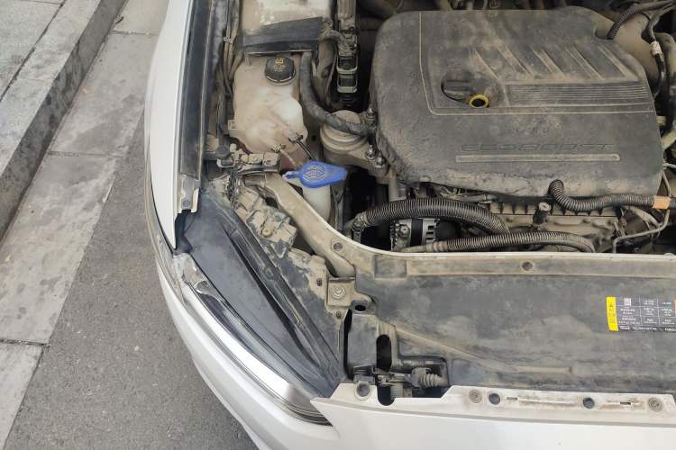 Used Ford Mondeo 2013 1.5L GTDi180 Fashion Edition Engine Bay Right