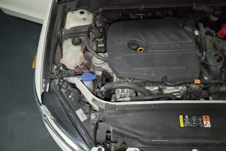 Used Ford Mondeo 2013 1.5L GTDi180 Fashion Edition Engine Bay Right