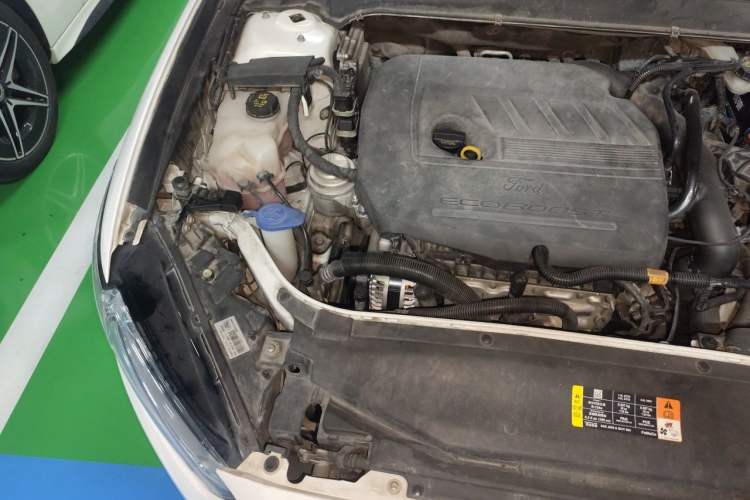 Used Ford Mondeo 2013 1.5L GTDi180 Fashion Edition Engine Bay Right