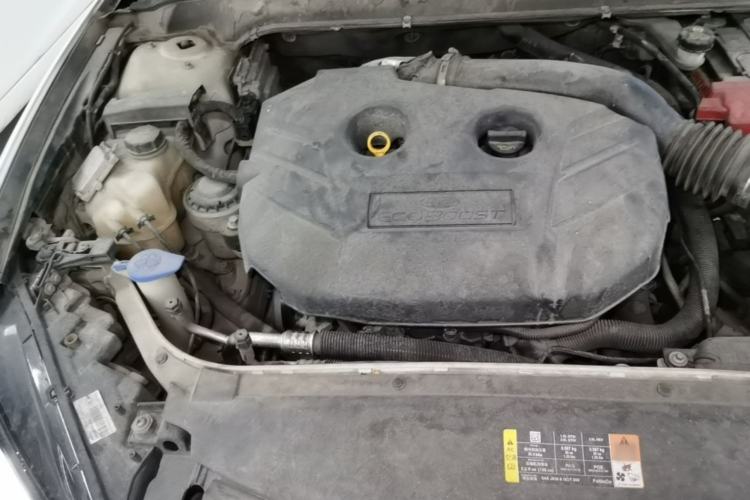 Used Ford Mondeo 2013 2.0L GTDi 200 Fashion Edition Engine Bay Right