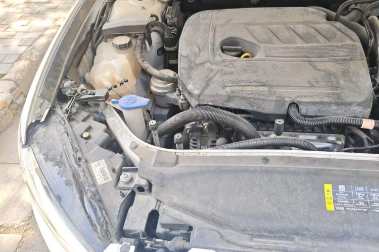 Used Ford Mondeo 2013 1.5L GTDi180 Fashion Edition Engine Bay Right