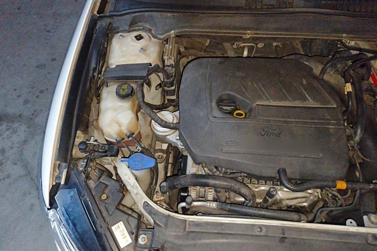 Used Ford Mondeo 2013 1.5L GTDi180 Fashion Edition Engine Bay Right