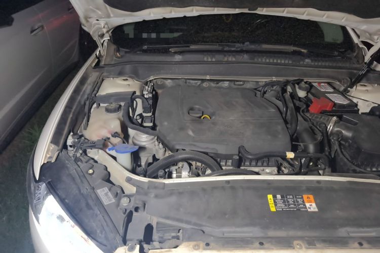 Used Ford Mondeo 2013 1.5L GTDi180 Fashion Edition Engine Bay Right