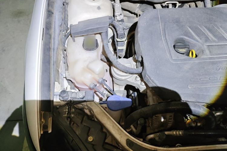 Used Ford Mondeo 2013 1.5L GTDi180 Fashion Edition Engine Bay Right