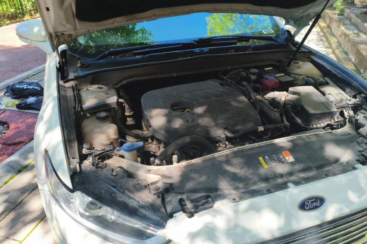 Used Ford Mondeo 2013 1.5L GTDi180 Fashion Edition Engine Bay Right