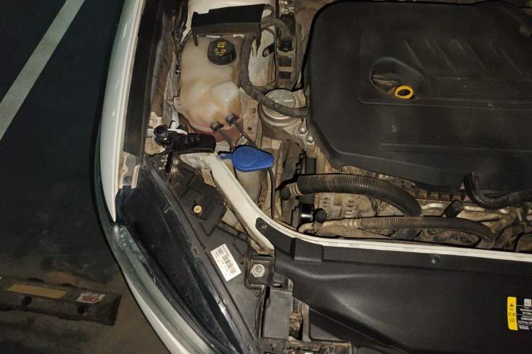 Used Ford Mondeo 2013 1.5L GTDi180 Fashion Edition Engine Bay Right