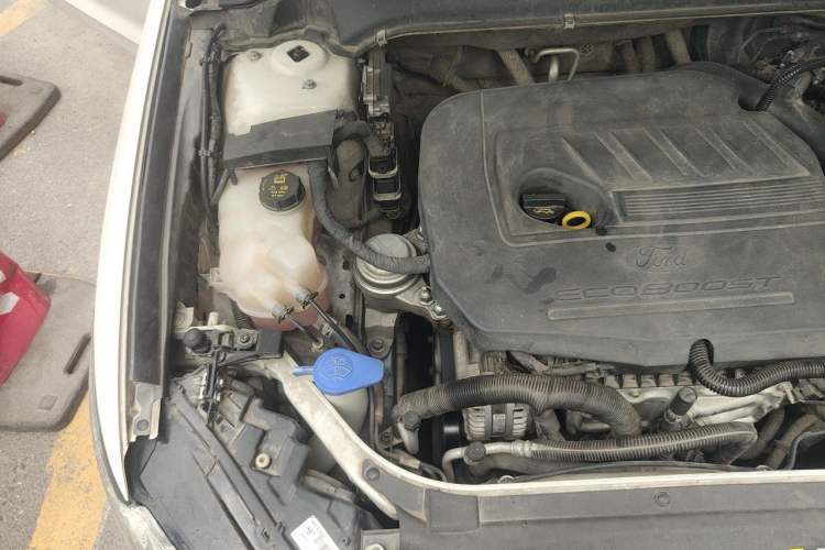 Used Ford Mondeo 2013 1.5L GTDi180 Fashion Edition Engine Bay Right