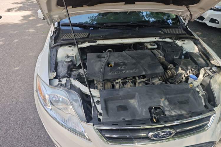 Used Ford Mondeo 2013 2.3L Fashion Edition Engine Bay Right