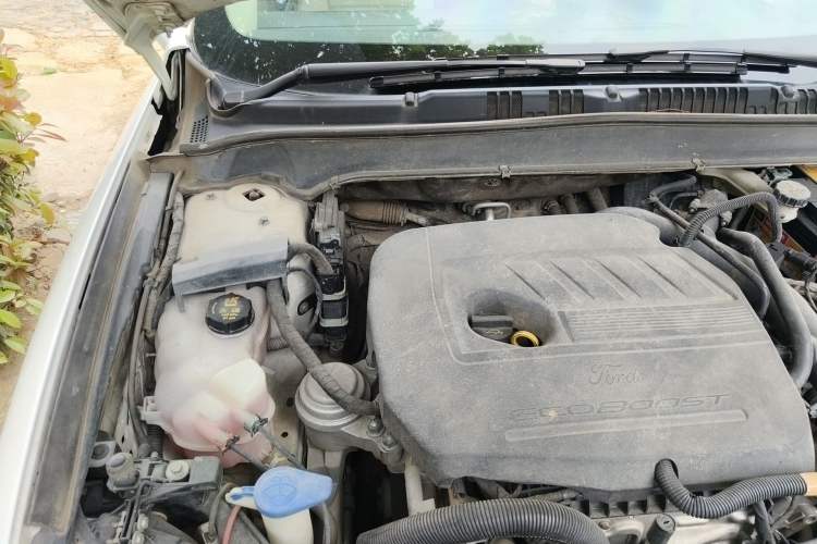Used Ford Mondeo 2013 1.5L GTDi180 Fashion Edition Engine Bay Right