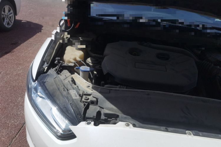 Used Ford Mondeo 2013 2.0L GTDi240 Flagship Edition Engine Bay Right