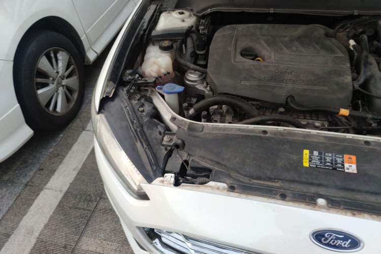 Used Ford Mondeo 2013 1.5L GTDi180 Fashion Edition Engine Bay Right