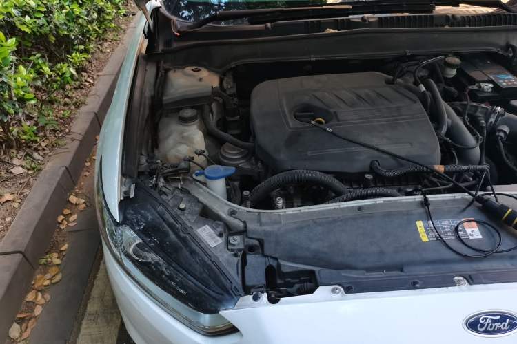 Used Ford Mondeo 2013 1.5L GTDi180 Fashion Edition Engine Bay Right