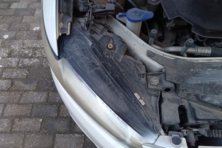 Used Ford Mondeo 2013 2.0L GTDi 200 Fashion Edition Engine Bay Right