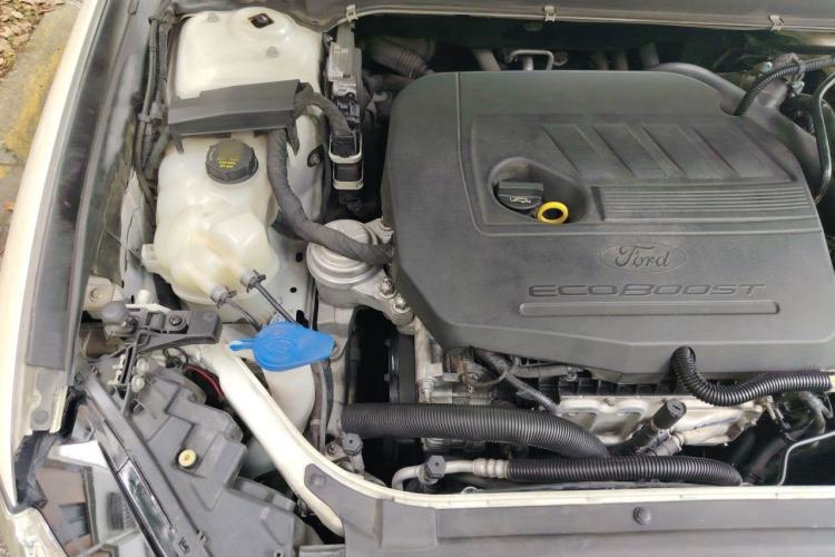 Used Ford Mondeo 2013 1.5L GTDi180 Fashion Edition Engine Bay Right