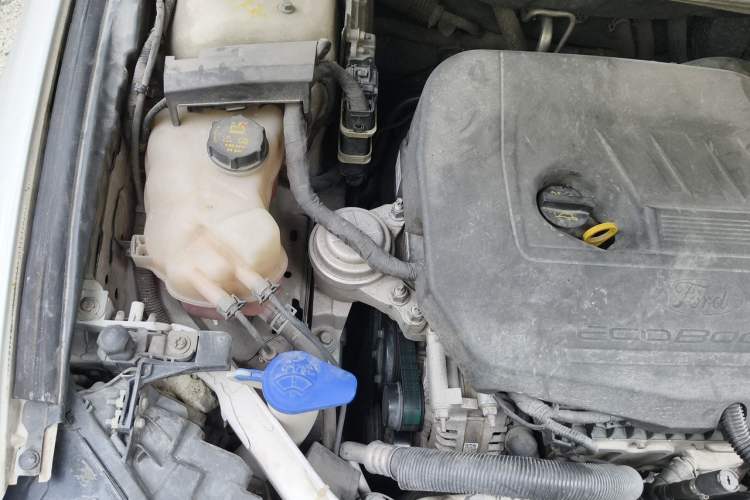 Used Ford Mondeo 2013 1.5L GTDi180 Fashion Edition Engine Bay Right