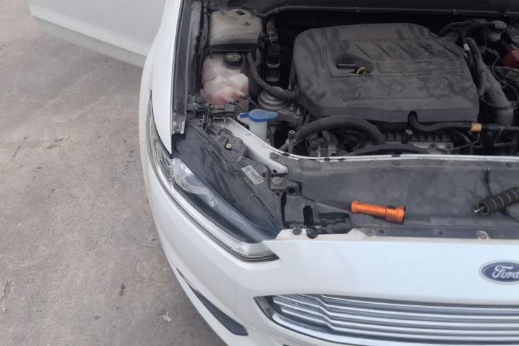 Used Ford Mondeo 2013 1.5L GTDi180 Fashion Edition Engine Bay Right