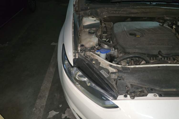 Used Ford Mondeo 2013 1.5L GTDi180 Fashion Edition Engine Bay Right