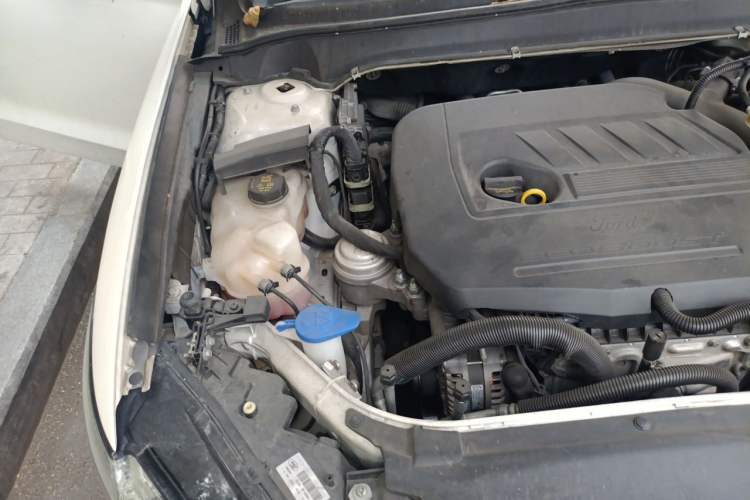 Used Ford Mondeo 2013 1.5L GTDi180 Fashion Edition Engine Bay Right