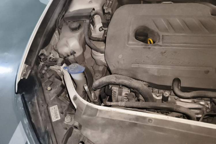 Used Ford Mondeo 2013 1.5L GTDi180 Fashion Edition Engine Bay Right