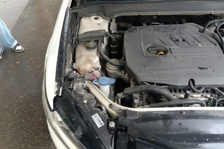 Used Ford Mondeo 2013 1.5L GTDi180 Fashion Edition Engine Bay Right