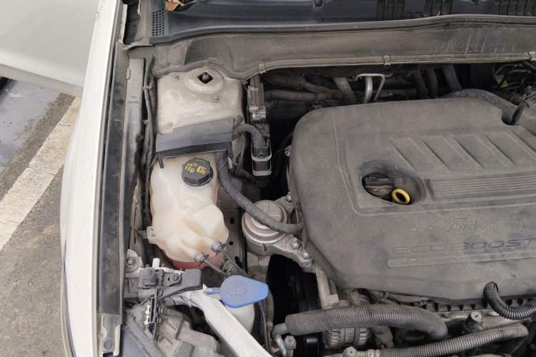Used Ford Mondeo 2013 1.5L GTDi180 Fashion Edition Engine Bay Right