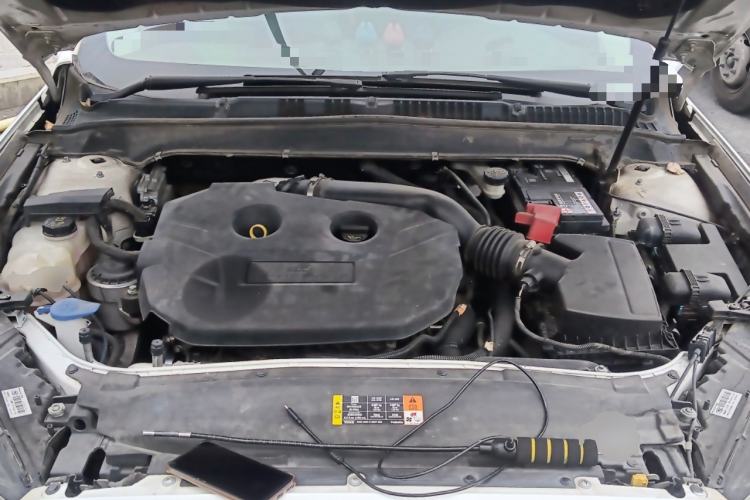 Used Ford Mondeo 2013 2.0L GTDi 200 Luxury Model Engine Bay
