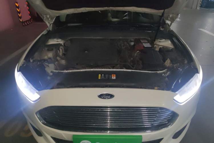 Used Ford Mondeo 2013 1.5L GTDi180 Fashion Edition Engine Bay