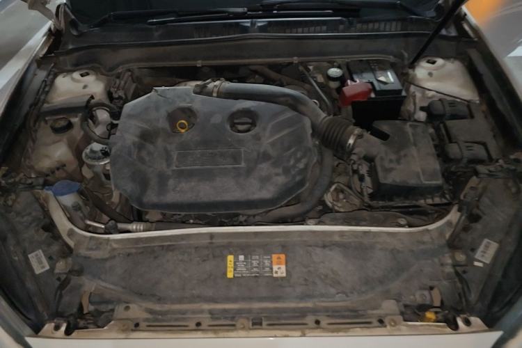 Used Ford Mondeo 2013 2.0L GTDi 200 Luxury Model Engine Bay