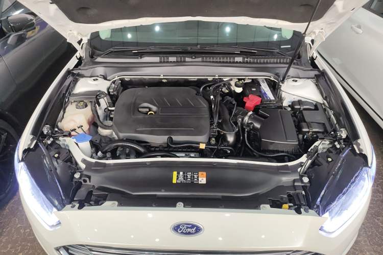 Used Ford Mondeo 2013 1.5L GTDi180 Fashion Edition Engine Bay