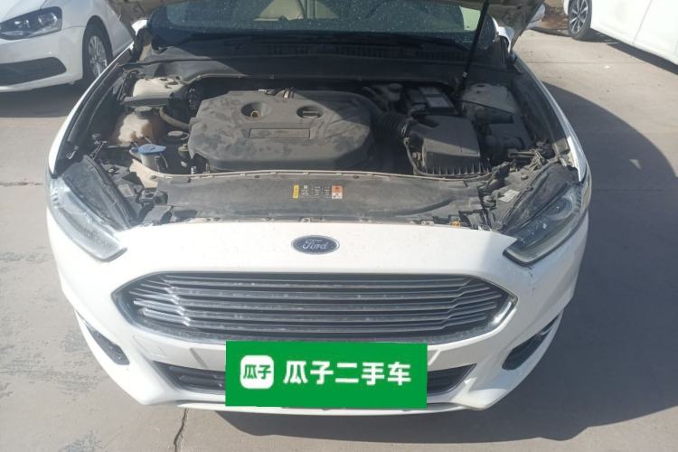 Used Ford Mondeo 2013 2.0L GTDi 200 Fashion Edition Engine Bay