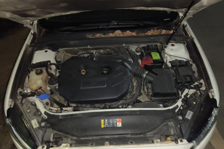 Used Ford Mondeo 2013 2.0L GTDi 200 Fashion Edition Engine Bay