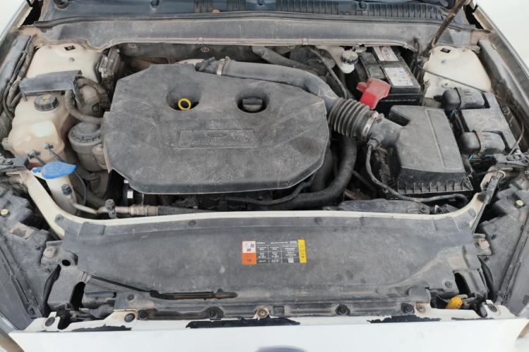 Used Ford Mondeo 2013 2.0L GTDi 200 Fashion Edition Engine Bay