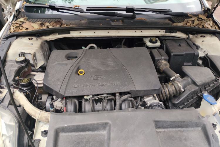 Used Ford Mondeo 2013 2.3L Luxury Model Engine Bay