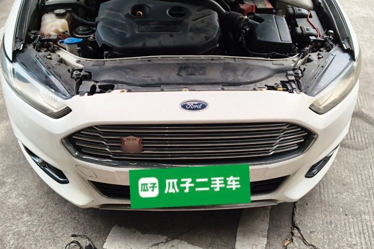 Used Ford Mondeo 2013 2.0L GTDi 200 Fashion Edition Engine Bay