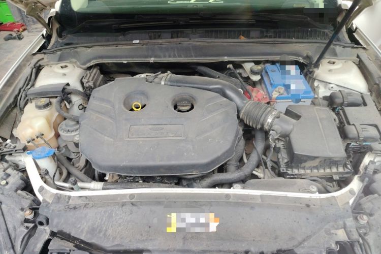 Used Ford Mondeo 2013 2.0L GTDi 200 Fashion Edition Engine Bay