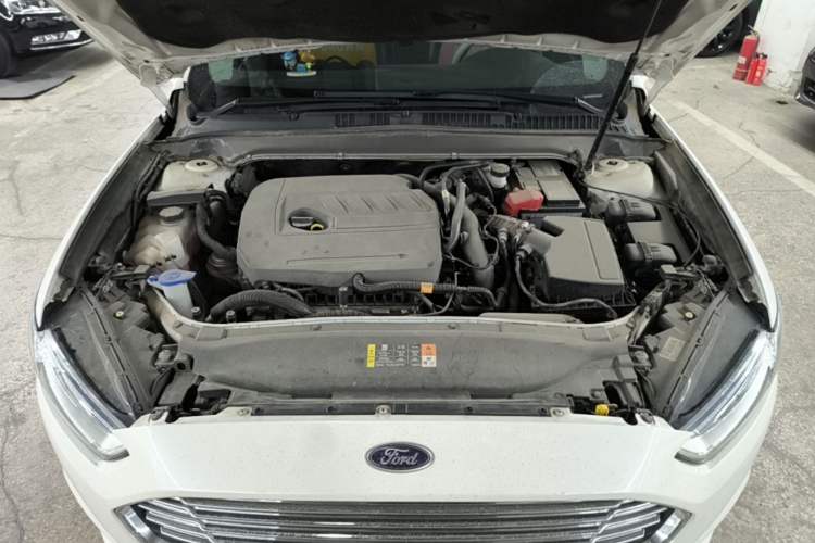 Used Ford Mondeo 2013 1.5L GTDi180 Fashion Edition Engine Bay