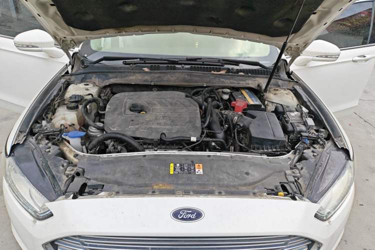 Used Ford Mondeo 2013 1.5L GTDi180 Fashion Edition Engine Bay