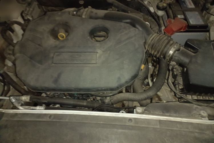 Used Ford Mondeo 2013 2.0L GTDi 200 Fashion Edition Engine Bay