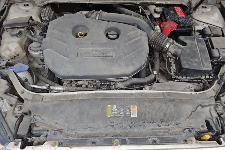 Used Ford Mondeo 2013 2.0L GTDi 200 Fashion Edition Engine Bay