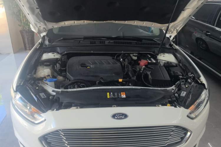 Used Ford Mondeo 2013 1.5L GTDi180 Fashion Edition Engine Bay