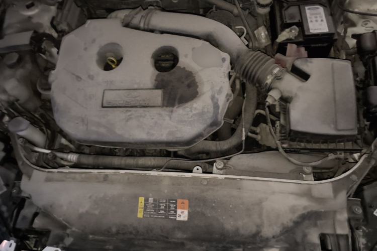 Used Ford Mondeo 2013 2.0L GTDi 200 Fashion Edition Engine Bay