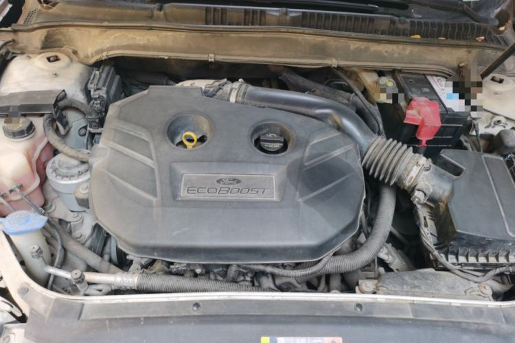 Used Ford Mondeo 2013 2.0L GTDi 200 Fashion Edition Engine Bay