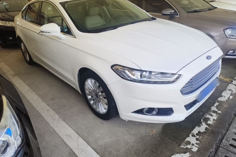 Used Ford Mondeo 2013 2.0L GTDi 200 Luxury Model Exterior 1
