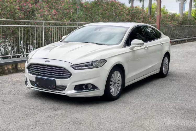 Used Ford Mondeo 2013 2.0L GTDi 200 Luxury Model Exterior 1