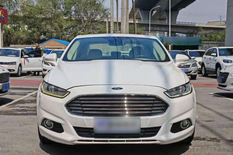 Used Ford Mondeo 2013 2.0L GTDi 200 Luxury Model Exterior 1