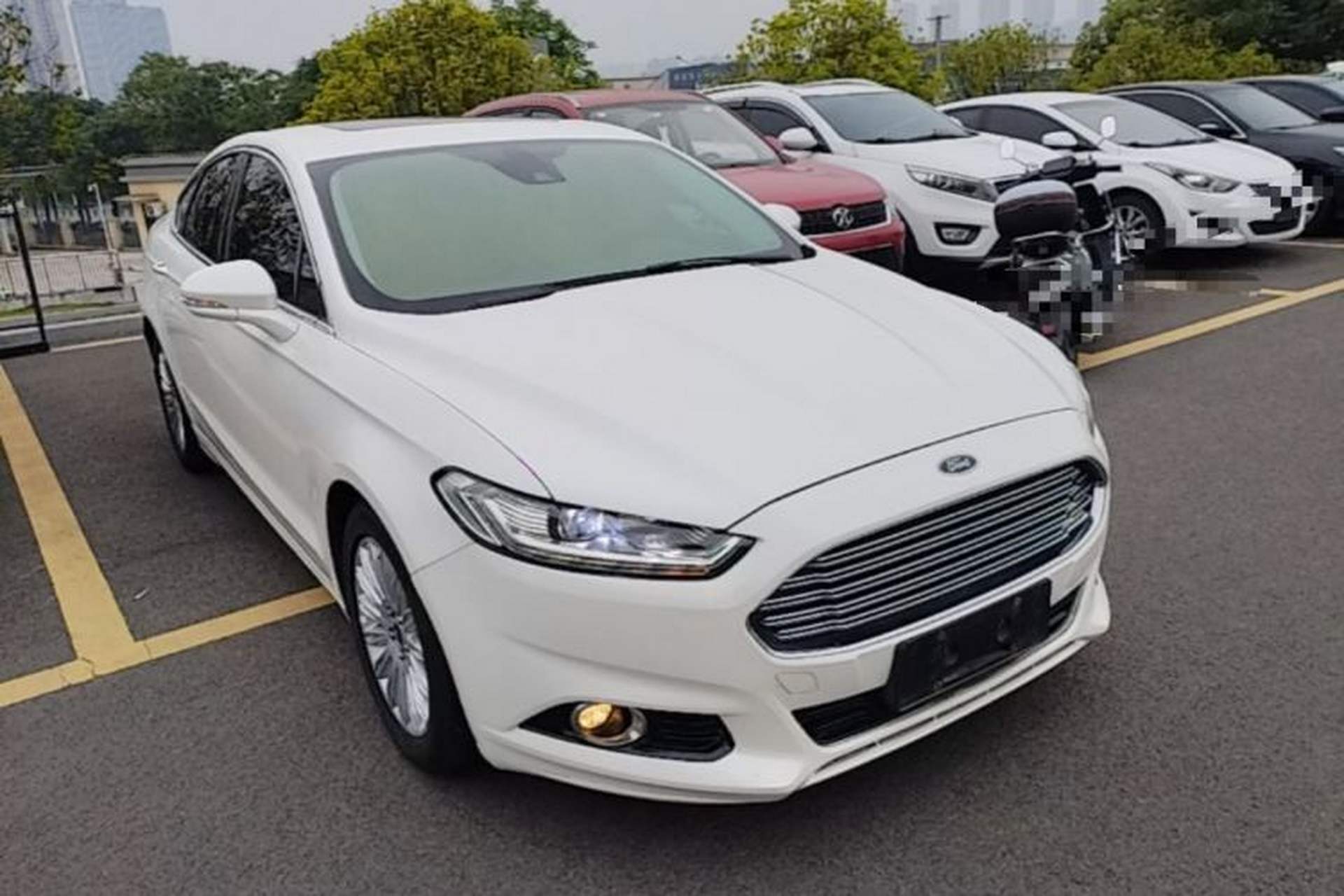 Used Ford Mondeo 2013 2.0L GTDi 200 Luxury Model Exterior 1
