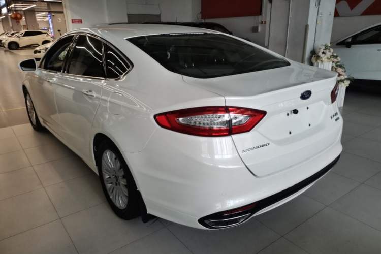 Used Ford Mondeo 2013 2.0L GTDi 200 Fashion Edition Exterior 2