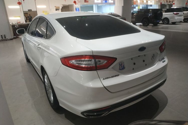 Used Ford Mondeo 2013 2.0L GTDi 200 Luxury Model Exterior 2