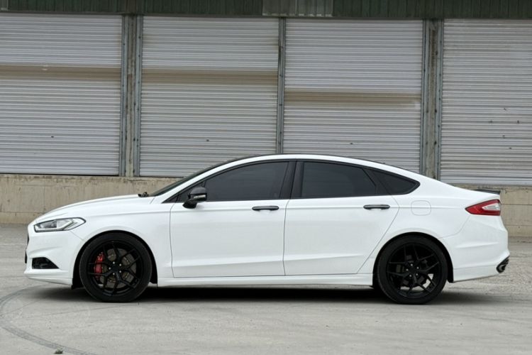 Used Ford Mondeo 2013 2.0L GTDi240 Luxury Sport Model Exterior 2