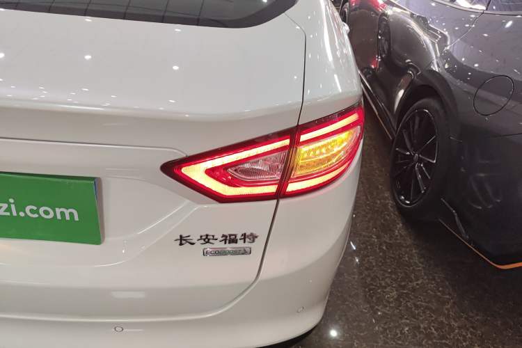 Used Ford Mondeo 2013 1.5L GTDi180 Fashion Edition Exterior 2
